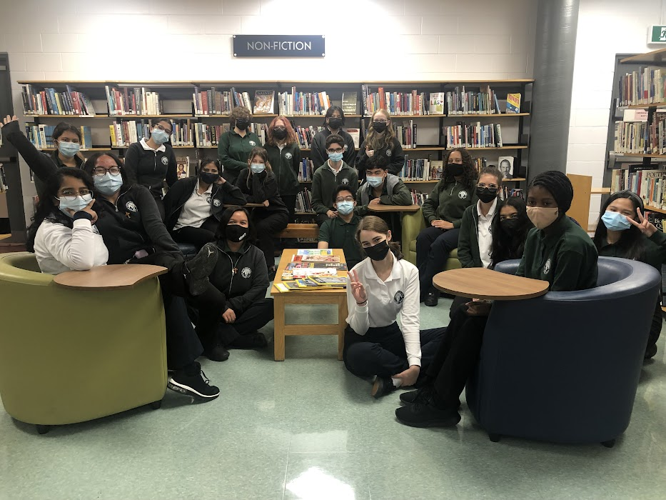 Picture of the 2021-22 book club members